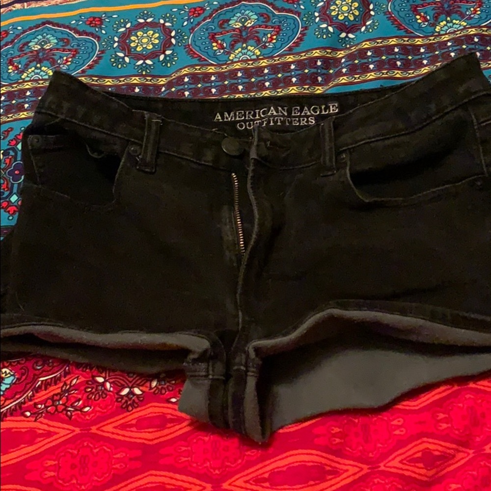 American Eagle black shorts